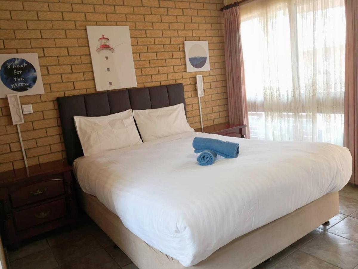 المدخل Lake Front Motel المظهر الخارجي الصورة