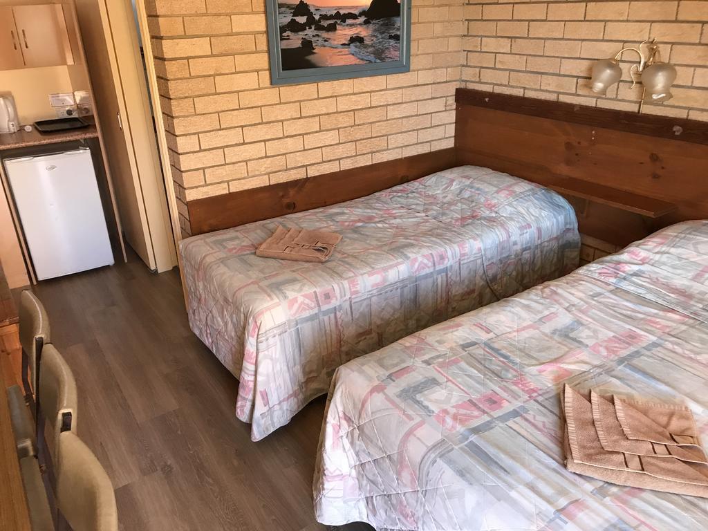 المدخل Lake Front Motel المظهر الخارجي الصورة