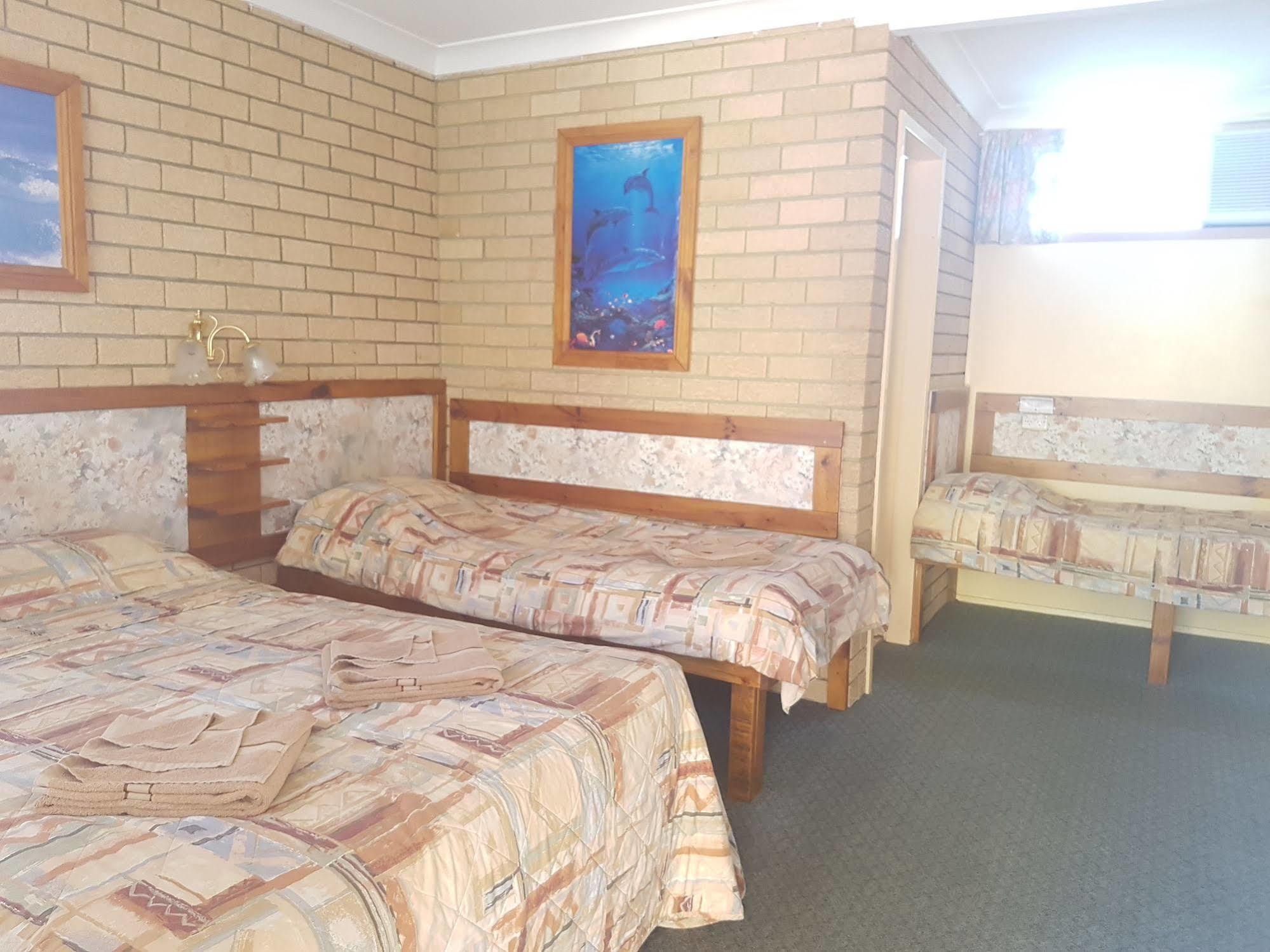 المدخل Lake Front Motel المظهر الخارجي الصورة