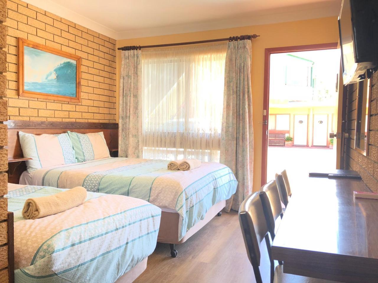 المدخل Lake Front Motel المظهر الخارجي الصورة